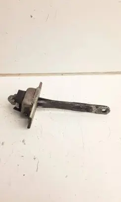 Front door check strap stopper