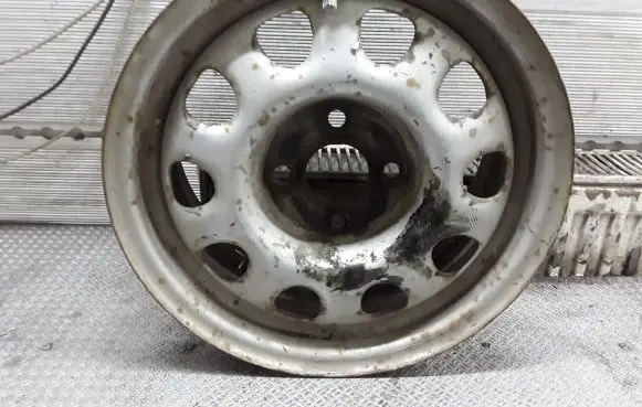 Volkswagen Golf III R14 steel rim 1H0601025P