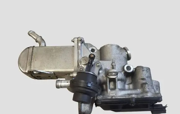 Renault Megane III EGR valve 838476A