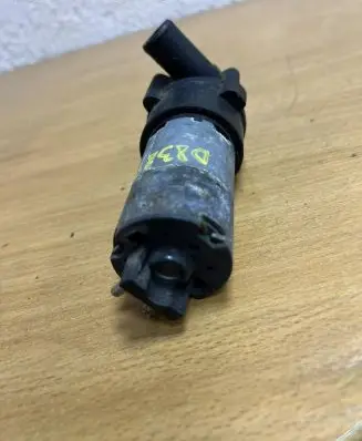 Mercedes-Benz Vito Viano W638 Electric auxiliary coolant/water pump 0392020026 D8389