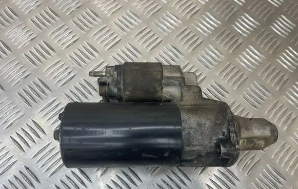 Jeep Grand Cherokee (WK) Starter motor 04801516AA