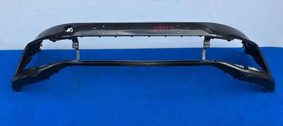 Volkswagen PASSAT B8 Front bumper 3G0807221G
