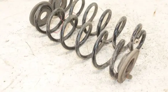 Audi Q3 8U Rear coil spring