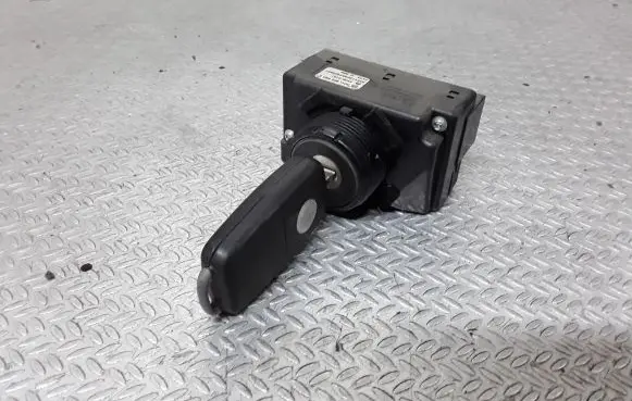 Volkswagen Phaeton Ignition lock 3D0905865E