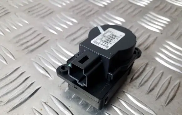 Opel Mokka Air flap motor/actuator 13372986 16456433RO