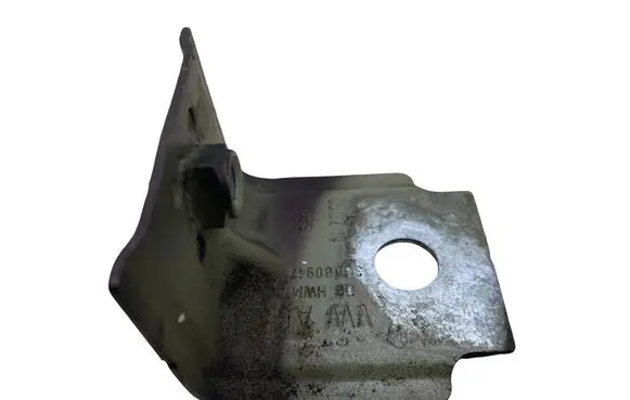 Volkswagen PASSAT B8 Fender mounting bracket 3G0809471