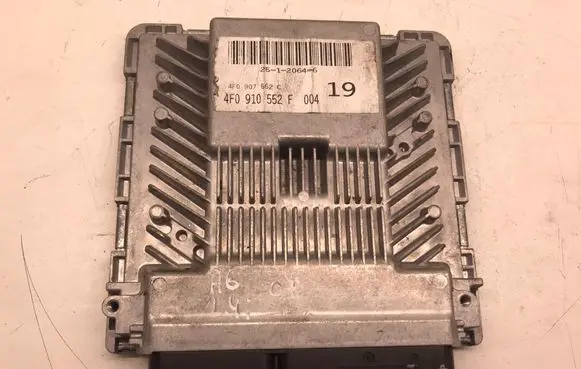 Audi A6 S6 C6 4F Engine control unit/module ECU 4F0910552F 4F0907552C