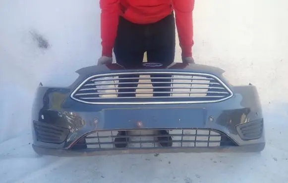 Ford Focus Front bumper