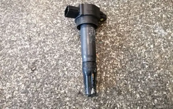 Mitsubishi Colt High voltage ignition coil MN195616