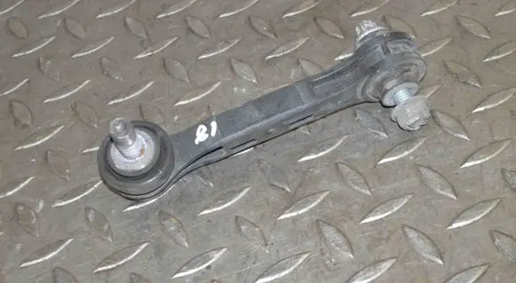 BMW 7 G11 G12 Rear anti-roll bar/stabilizer link 6861482