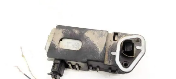 Volvo V50 Central locking motor 30716754 928400