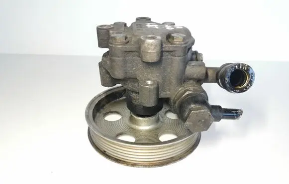 Audi A4 S4 B6 8E 8H Power steering pump 06B145255