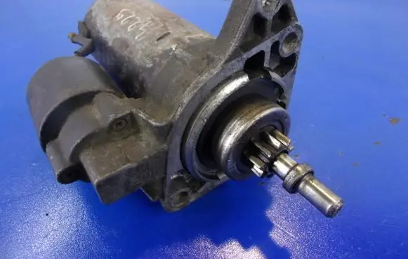 Volkswagen Polo III 6N 6N2 6NF Starter motor 068911023T