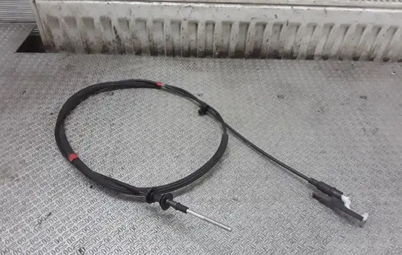 Handbrake/parking brake wiring cable