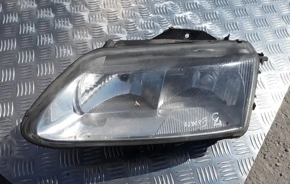 Renault Espace III Headlight/headlamp 89002588
