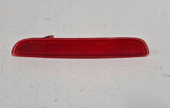 Renault Twingo III Rear tail light reflector 