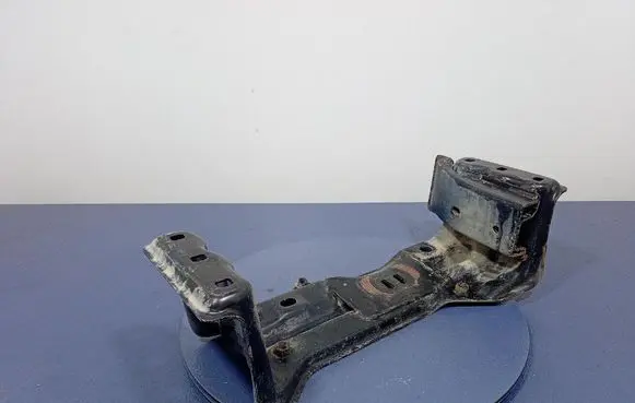 Jeep Grand Cherokee Gearbox mounting bracket 