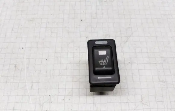 Nissan Primera Seat heating switch 261246