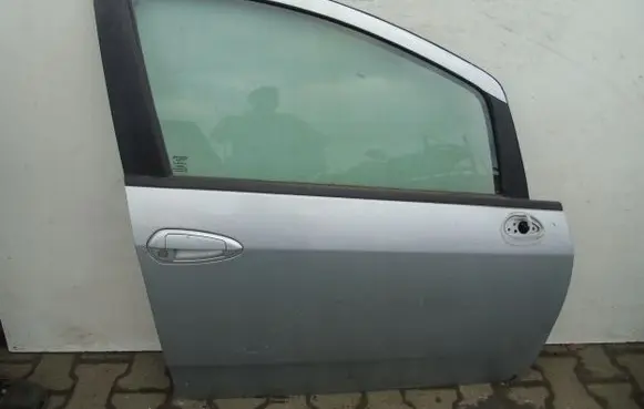 Fiat Punto (176) Rear door