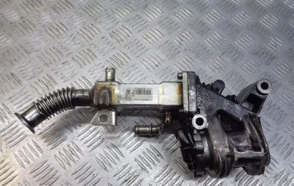 Renault Megane II EGR valve cooler bracket 8200360566A