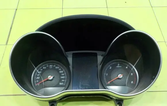 Mercedes-Benz C W205 Speedometer (instrument cluster) A2059015106