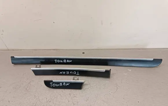 Volkswagen Touran II Panel trim 1T2858415C 1T2858417C