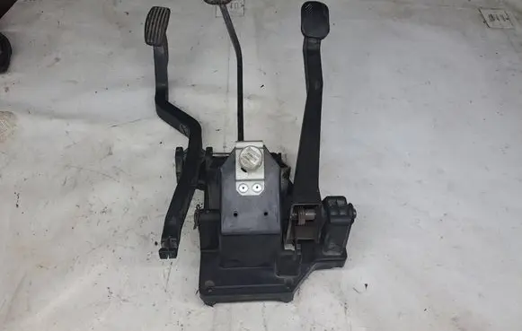 Fiat Ducato Pedal assembly C450 PA66GF30 04900123