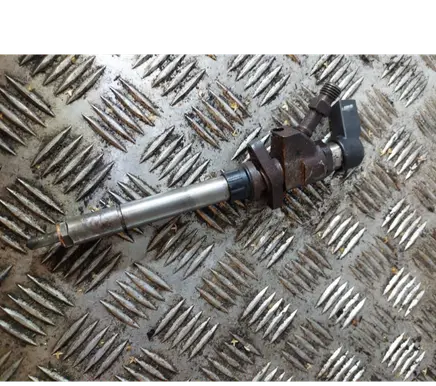 Fuel injector