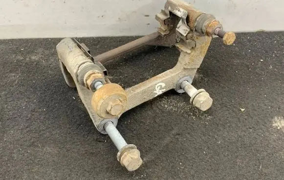 Audi A6 S6 C7 4G Brake caliper pad carrier rear 8K0615425