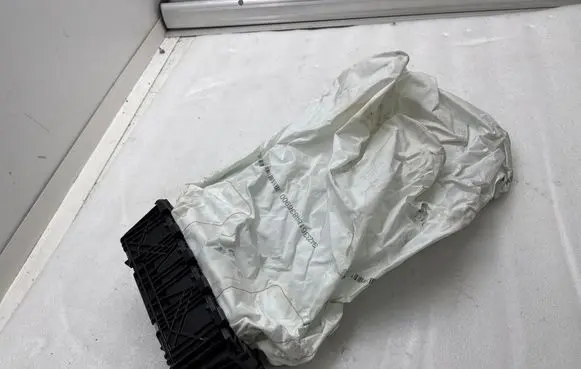 BMW i4 Passenger airbag 39680406313 34248236K 13844110