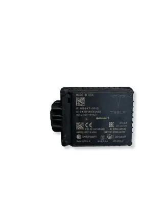 Tesla Model X Distronic sensor radar 110864700D A2C76884101 4057146068