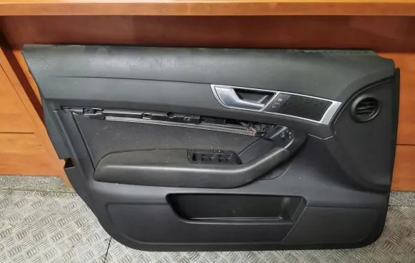 Audi A6 S6 C6 4F Front door card panel trim 4F1867105A