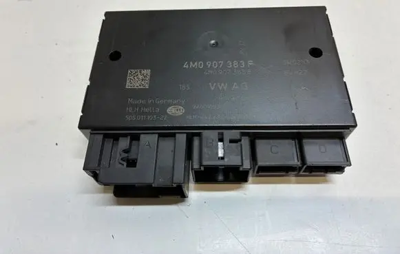 Audi A4 S4 B9 Tow bar trailer control unit/module 4M0907383F