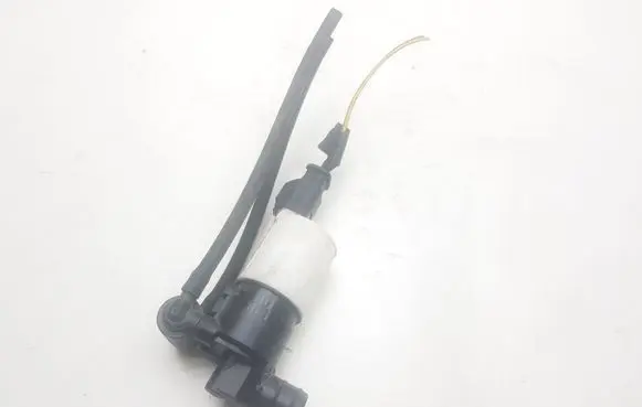 Peugeot 3008 I Windscreen/windshield washer pump 286203634