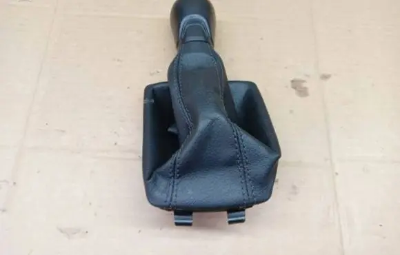 Seat Leon (1P) Gear lever shifter trim leather/knob 6V0711120