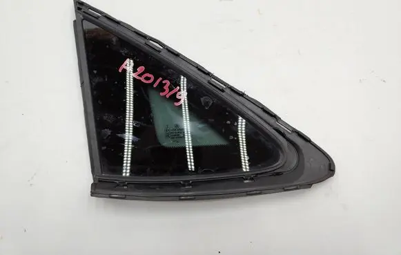 Mercedes-Benz CLA C117 X117 W117 Rear vent window glass 18519629