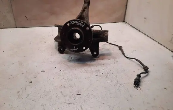 Renault Megane II Front wheel hub