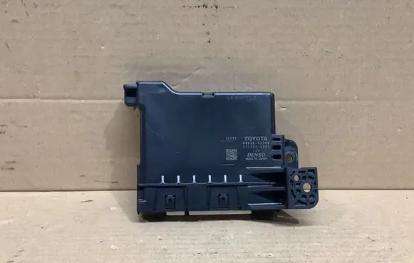Toyota RAV 4 (XA40) Other control units/modules 8865042740 2774004891