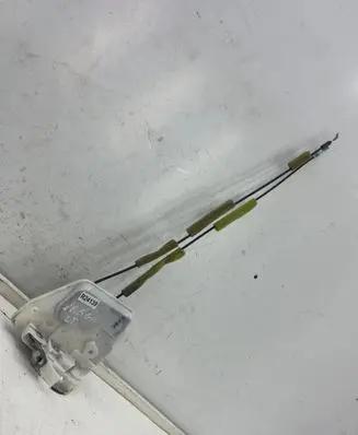 Mazda 6 Front door lock 