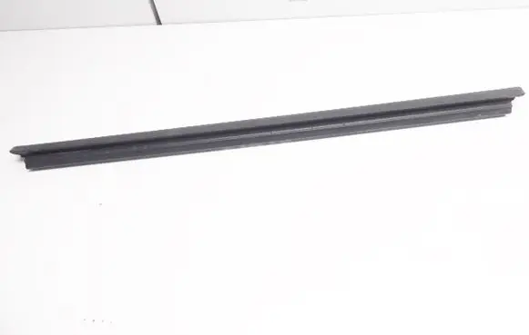 Mercedes-Benz E W211 Rubber seal front coupe door window 