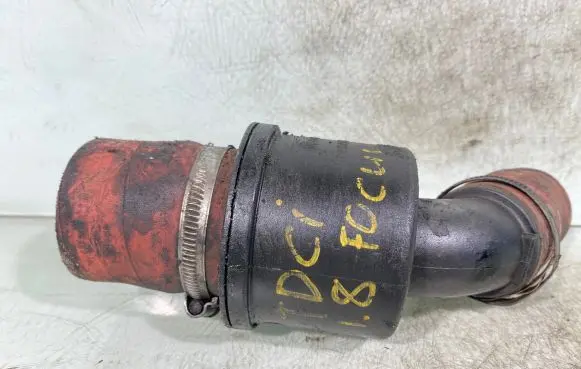 Ford Focus Intercooler hose/pipe 2t1q9f764aa