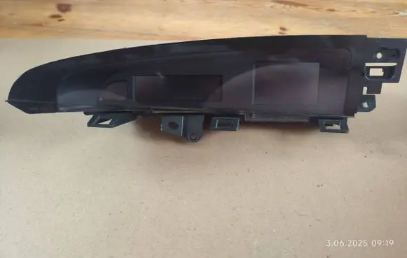 Mazda 3 II Screen/display/small screen BCD3611J0E 4610007205 30620250920