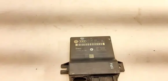 Audi A8 S8 D3 4E Gateway control module 4L0907468 4L0910468