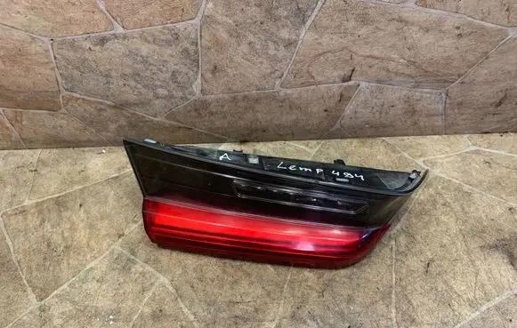BMW 3 G20 G21 Tailgate rear/tail lights H7742045310