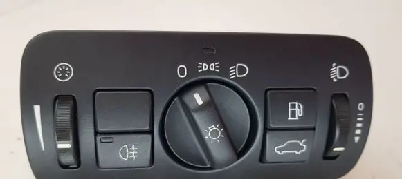 Volvo V60 Light switch 30739433