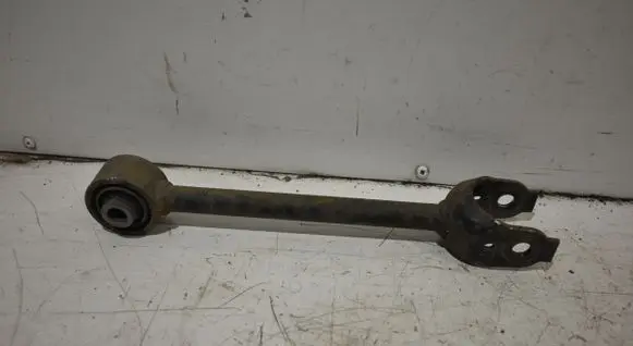 Toyota RAV 4 (XA50) Rear control arm