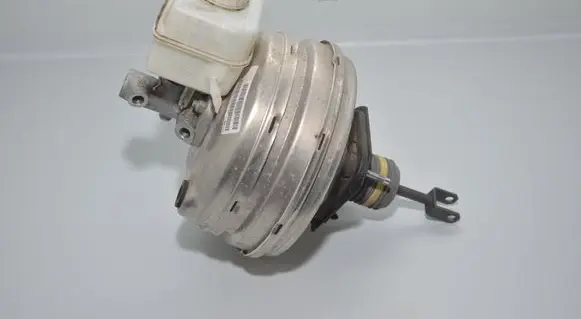 BMW 7 F01 F02 F03 F04 Brake booster 6786685