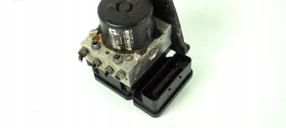 Volkswagen Golf VI ABS Pump 1K0614517DE 1K0907379BJ