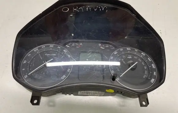 Skoda Octavia Mk2 (1Z) Speedometer (instrument cluster) 1Z0920910D