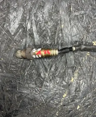 Mercedes-Benz S W221 Lambda probe sensor 0045420818 05000506T077 683181
